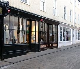 5 Signs Your Shopfront Needs an Upgrade in 2024